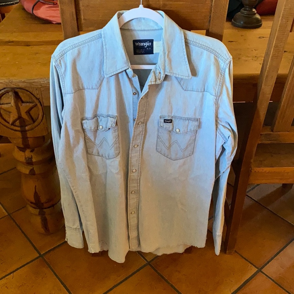 Wrangler Denim long sleeve size Large